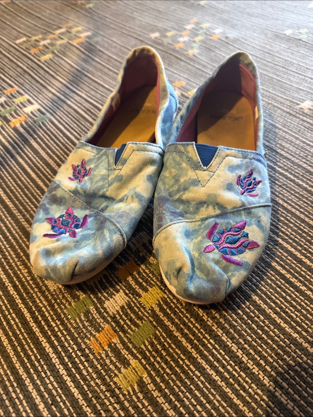 Tom's flats